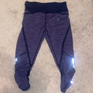 Lulu crop leggings